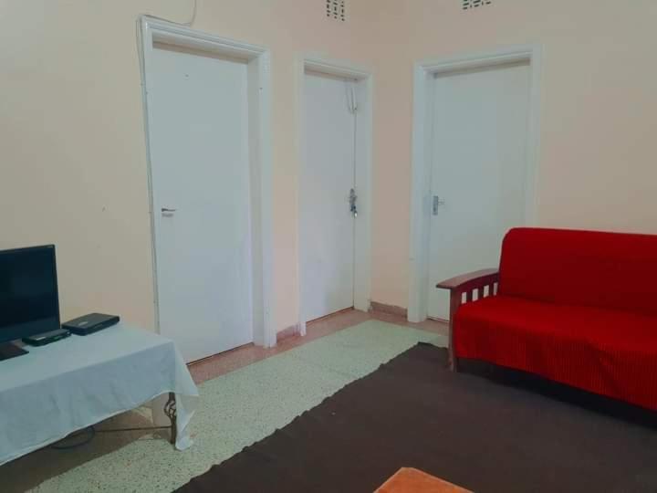 Pinkroses Gardens Hostel Nairobi Exterior foto
