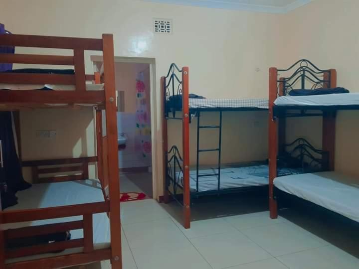 Pinkroses Gardens Hostel Nairobi Exterior foto